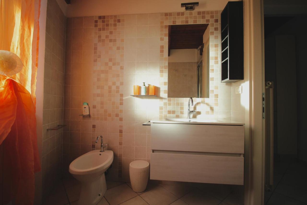 Kia Orana Guesthouse Livorno Ngoại thất bức ảnh